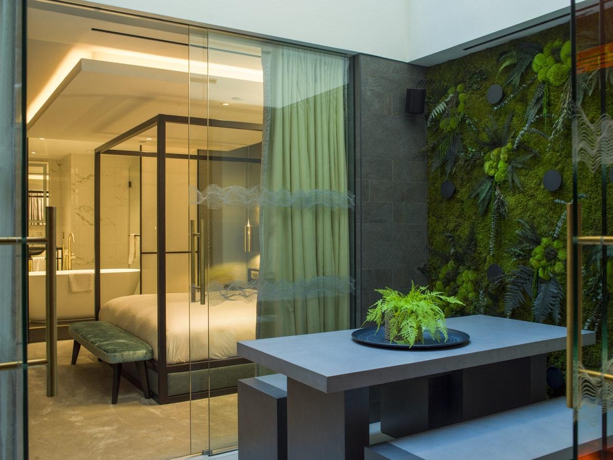 Middle Eight - Covent Garden - Preferred Hotels And Resorts London Exteriör bild The Park, Hyderabad
