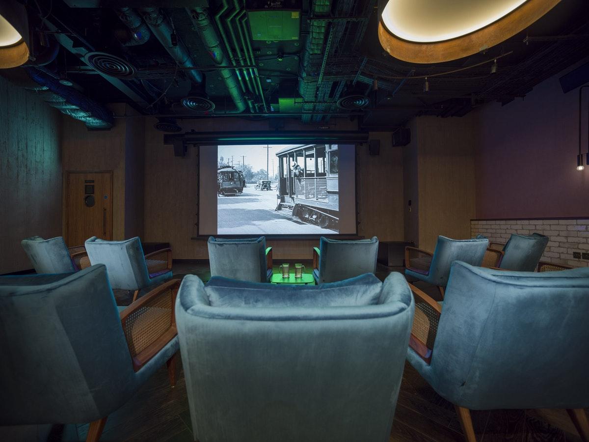 Middle Eight - Covent Garden - Preferred Hotels And Resorts London Exteriör bild The 2018-built cinema