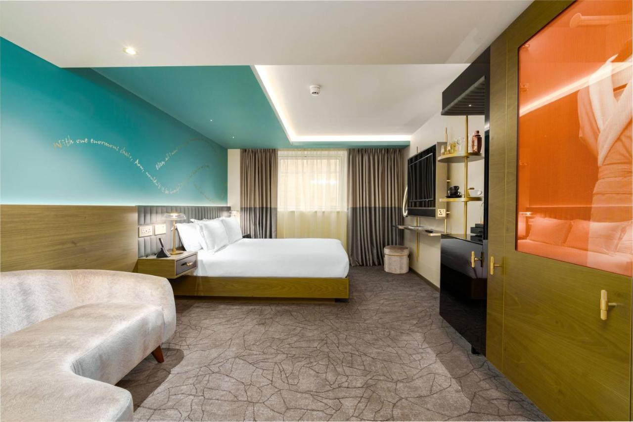 Middle Eight - Covent Garden - Preferred Hotels And Resorts London Exteriör bild A room at the hotel
